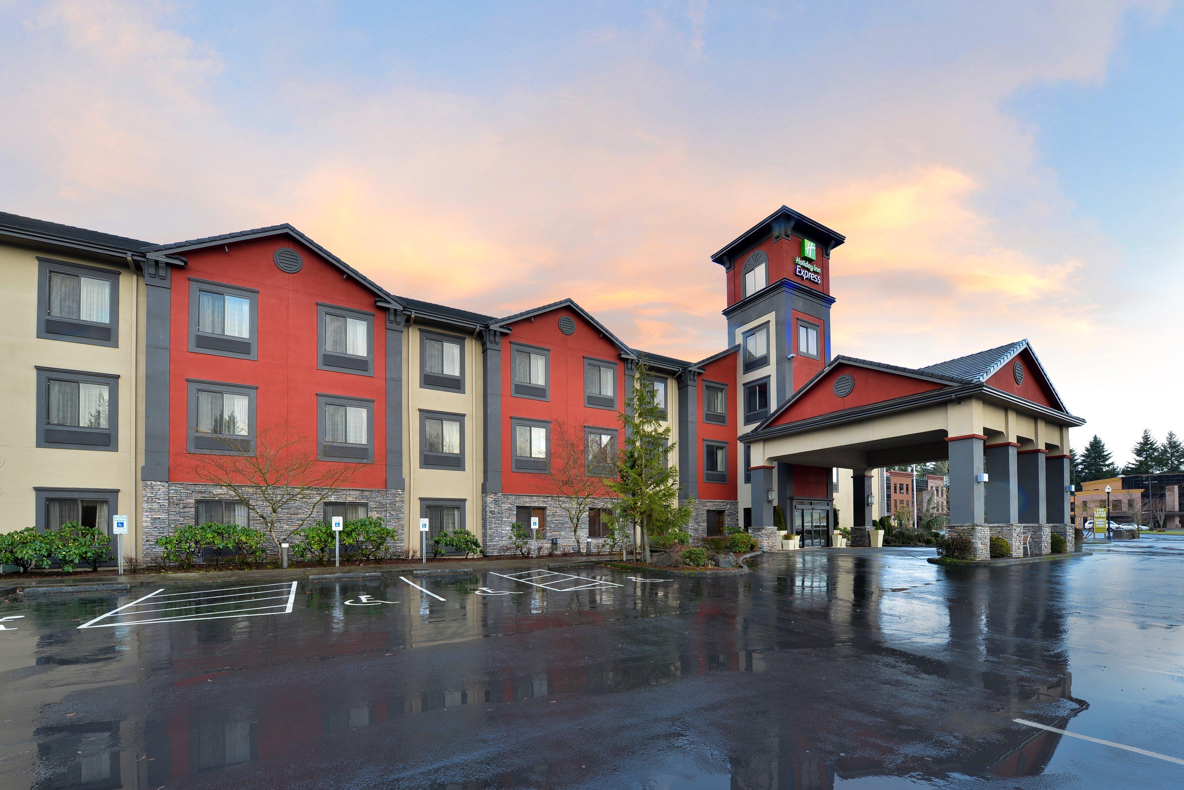 Holiday Inn Express Vancouver North By Ihg Extérieur photo