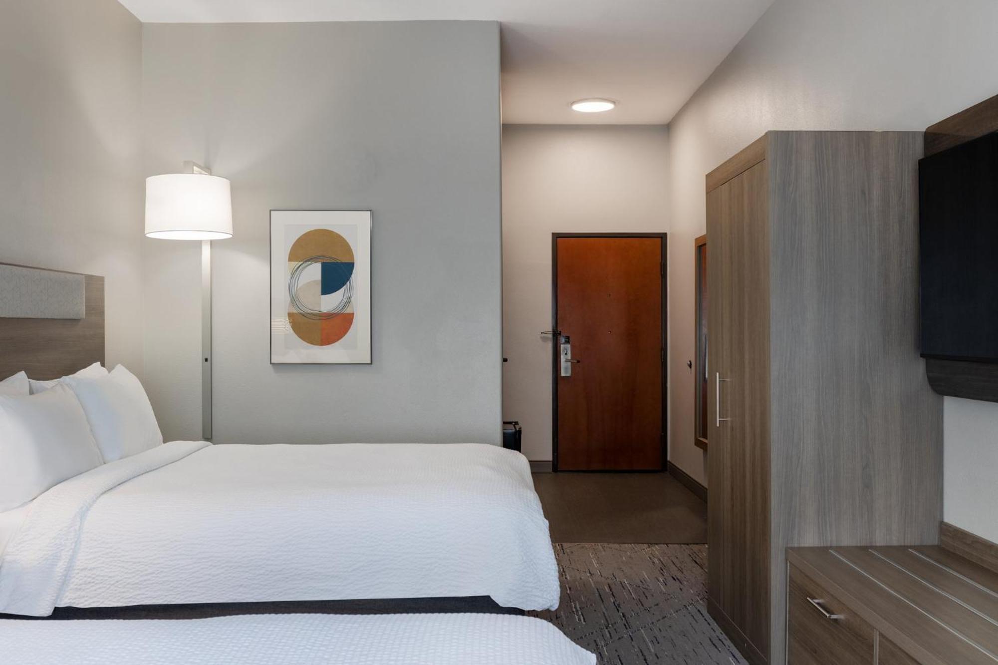 Holiday Inn Express Vancouver North By Ihg Extérieur photo