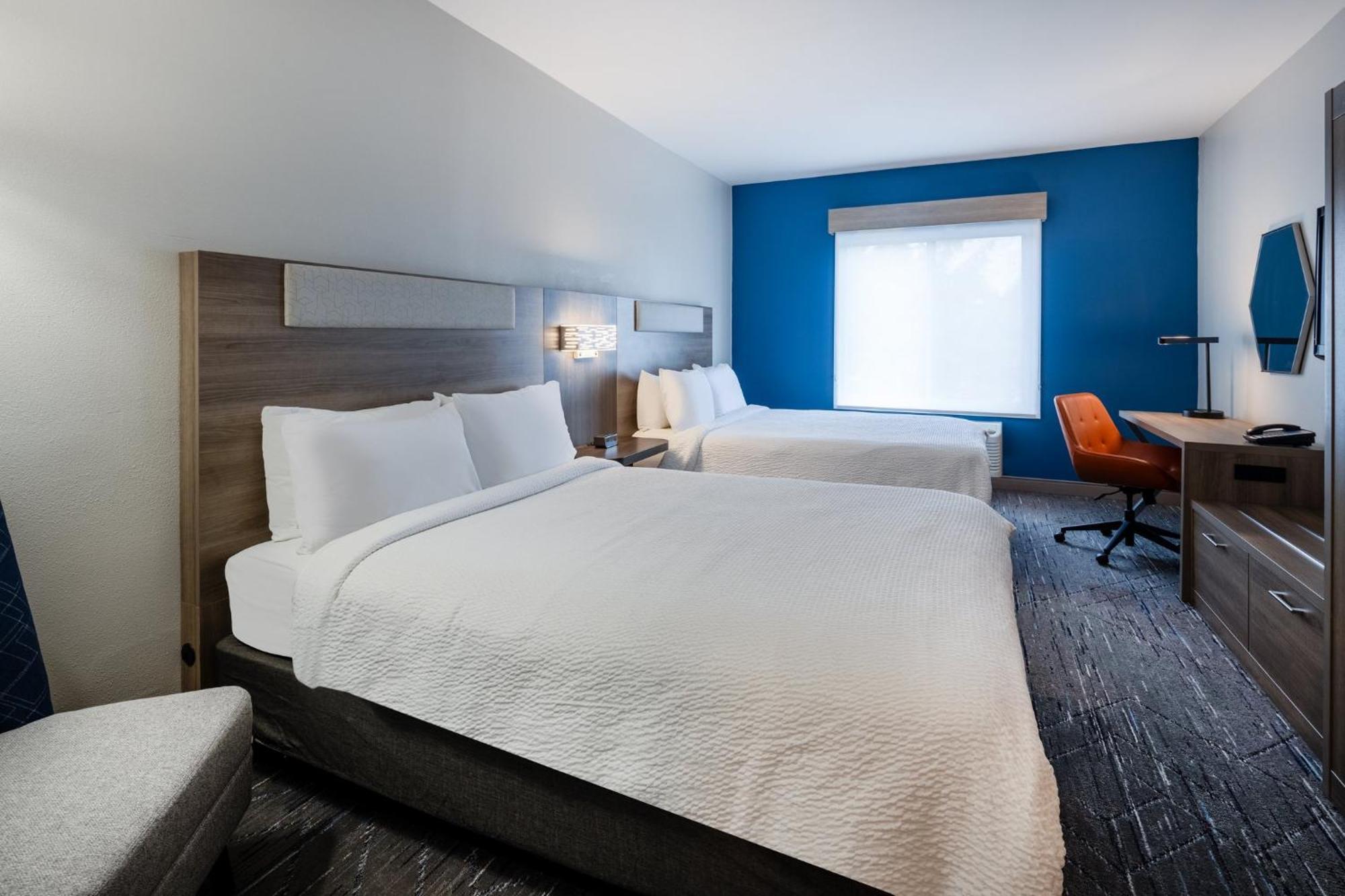 Holiday Inn Express Vancouver North By Ihg Extérieur photo